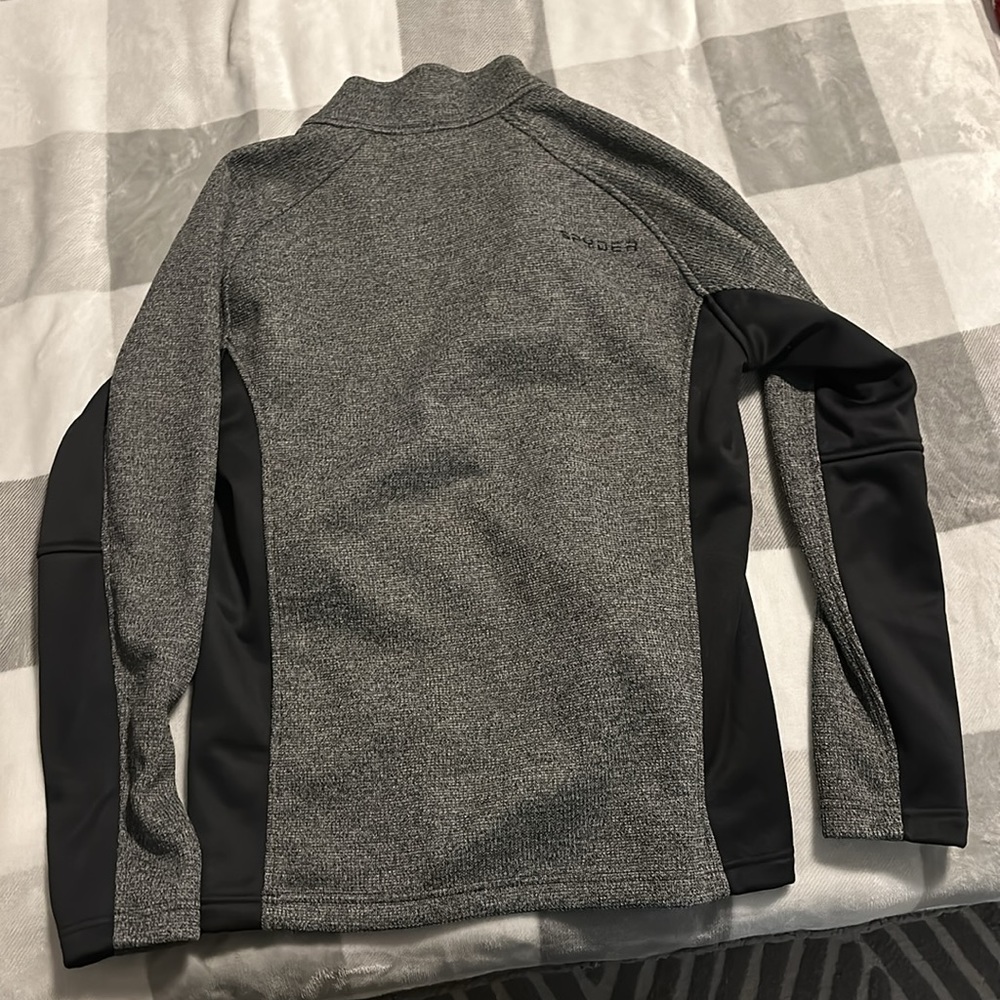 Sharp Looking Athletic Sweater Top. - image 5